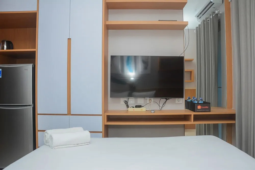 Cozy And Best Studio At Ciputra World 2 Apartment