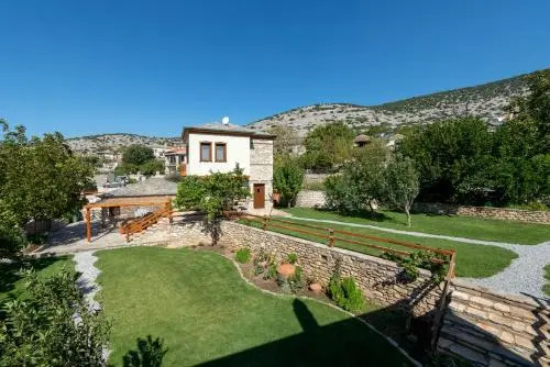 Harmony Deluxe Villas