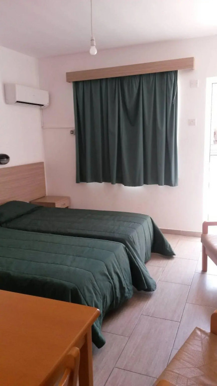 Pavlinia Hotel & Apartments