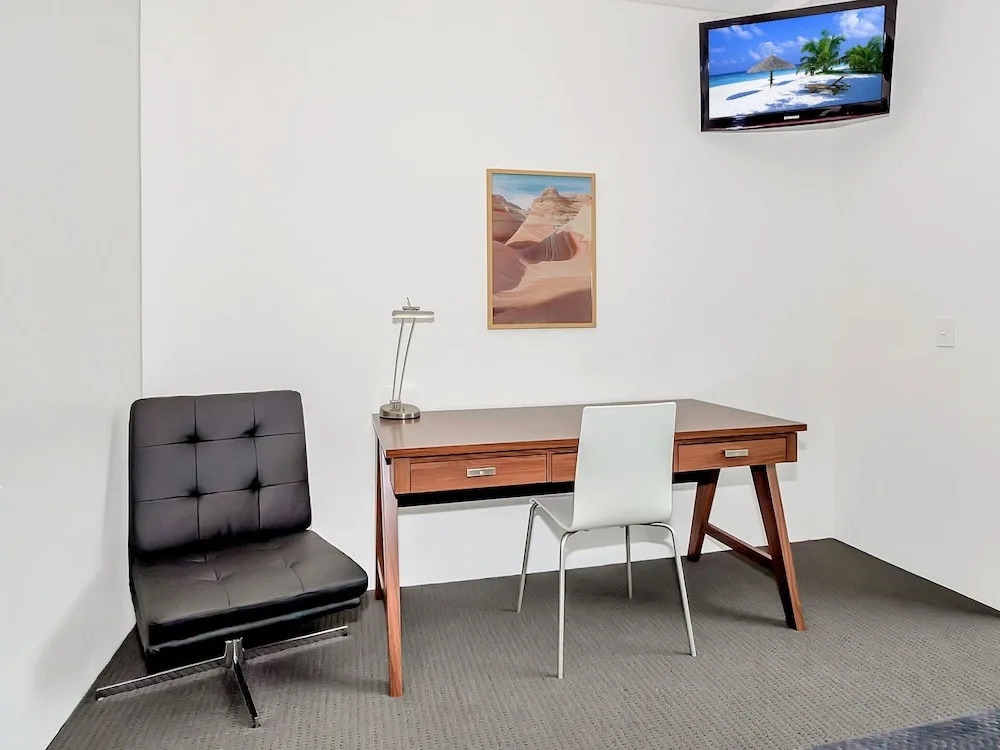 Luxury Apartment In Heart Of Cairns 222