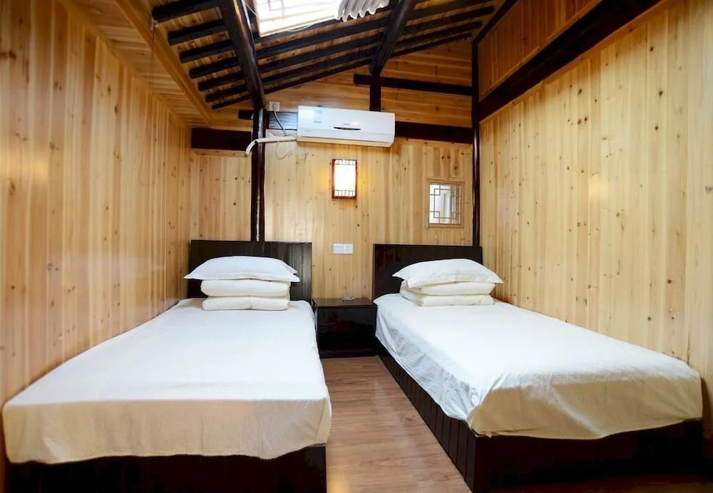 Huqinlou Inn