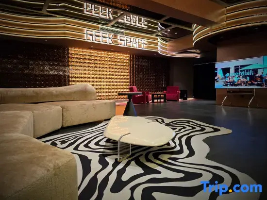 Shangqiu Geek One E-Sports Hotel (Diyi Mall)