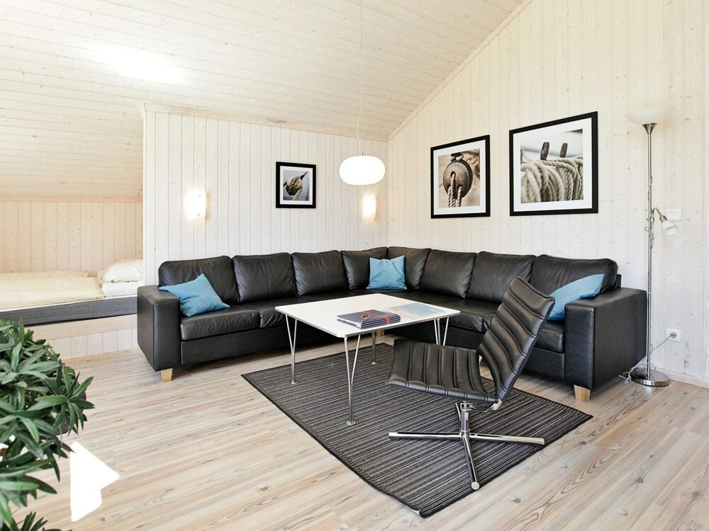 Baltic Wellness Villa for Eight