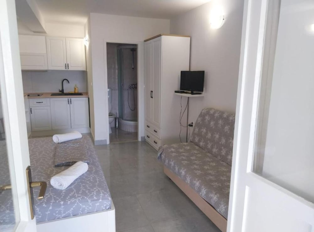 Comfort Apartments Lumbarda