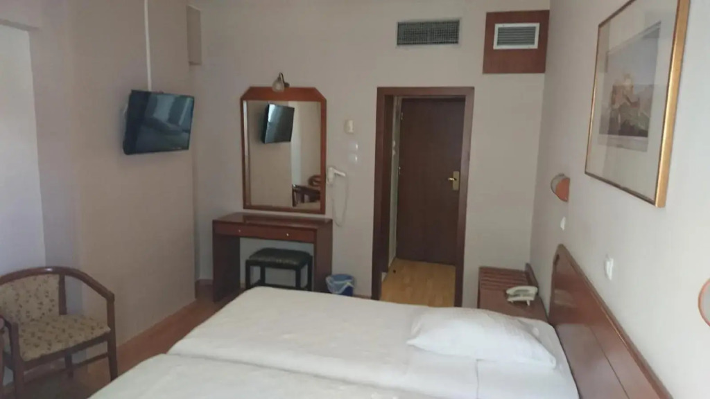 Economy Hotel