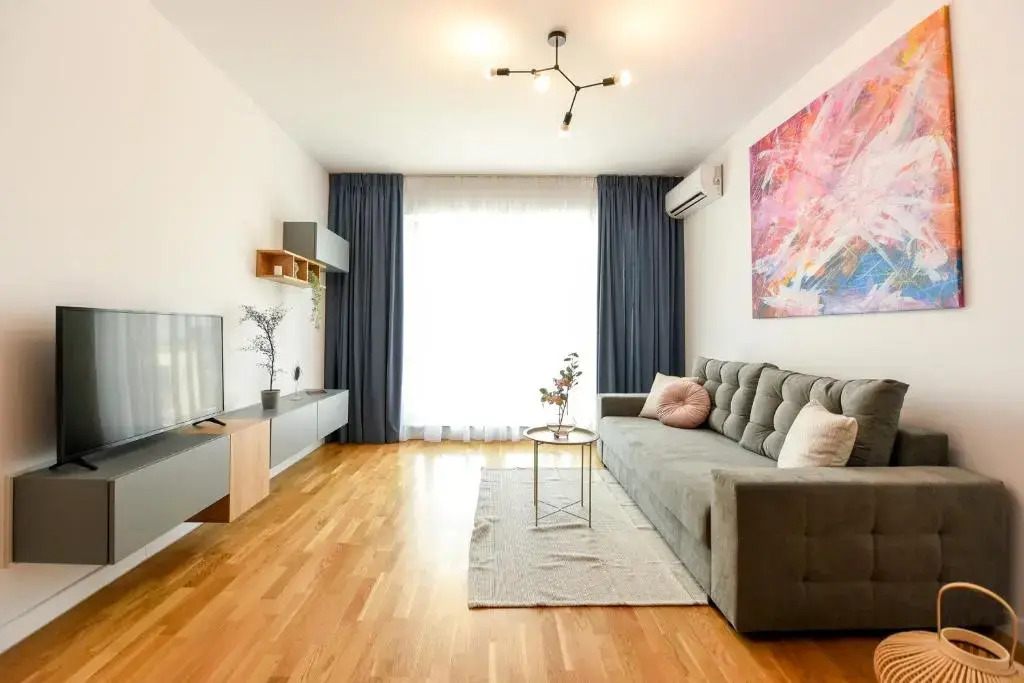 MAISON PASTEL. Romexpo 2-Bedroom Free Parking