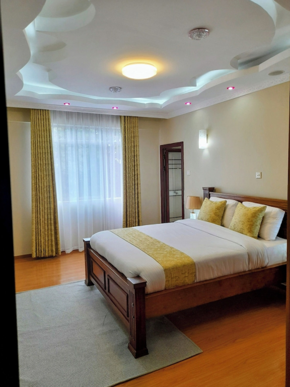 Luxurious 4-bedroom Apartment With Pool Access in Lavington