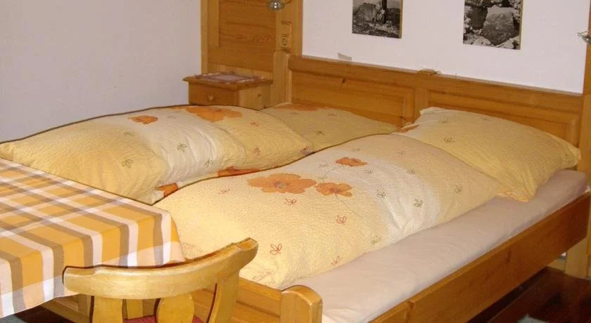 Haus im Wiesengrund