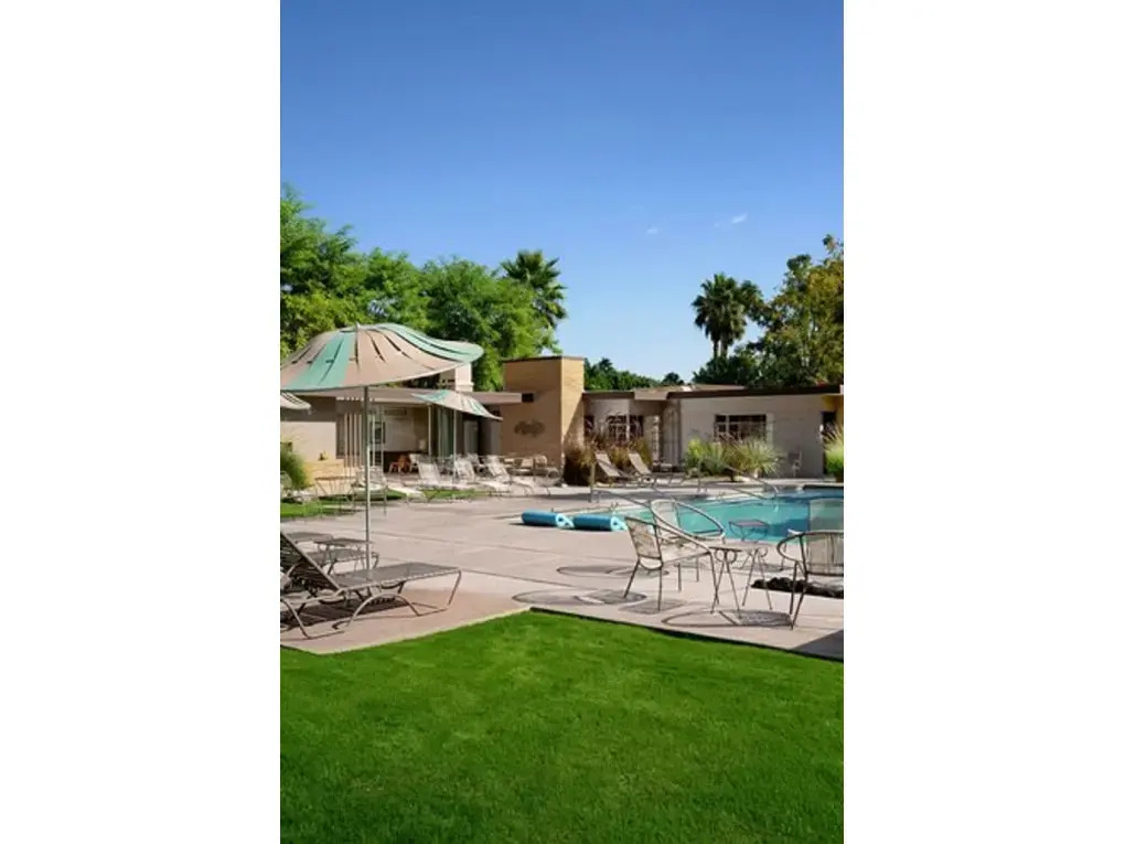 The Hideaway - 21 and Over - A Town & Desert Boutique Hotel