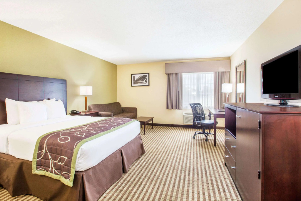 Quality Inn Brewerton - Syracuse Oneida Lake Area