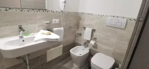 Perla del Sud - Guest House