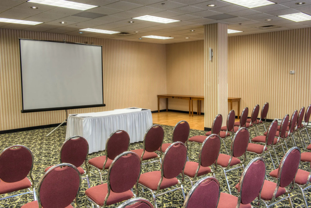 Four Points by Sheraton Windsor Downtown
