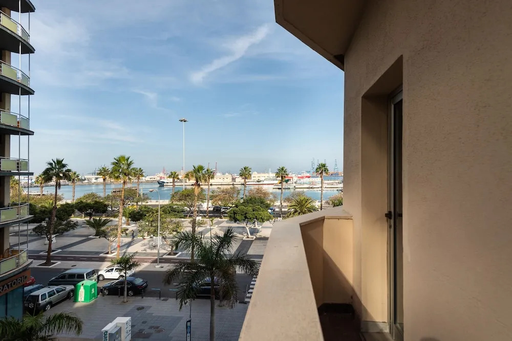 City Center Sea View