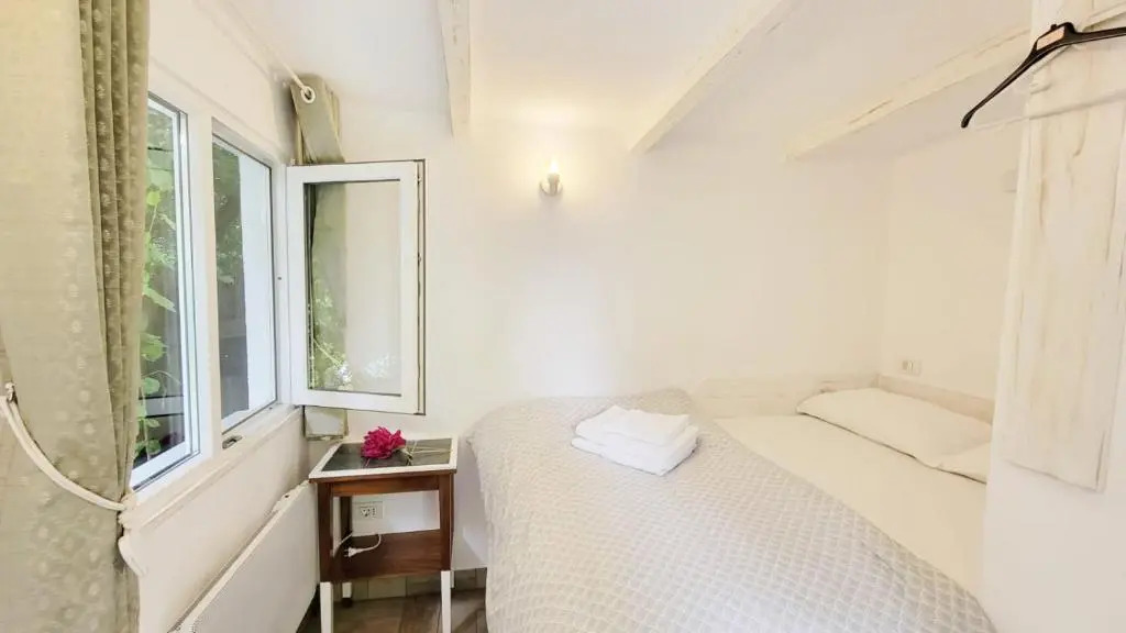 The Bungalow Tiny House for 2