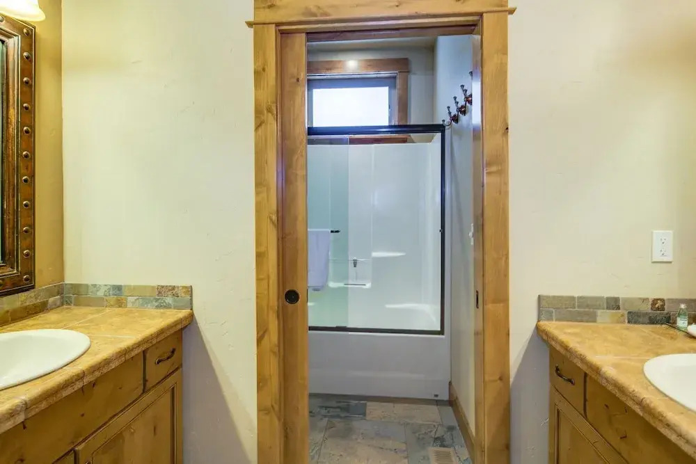 56540 Sunstone Loop 4 Bedroom Home