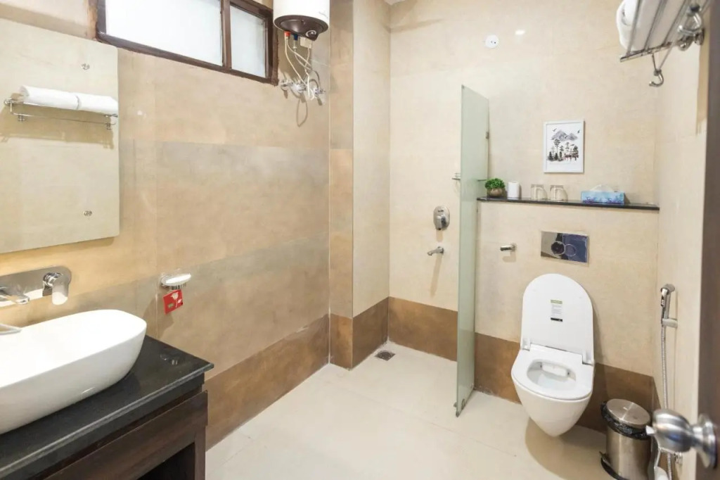 Stone Wood Hotel, Rishikesh