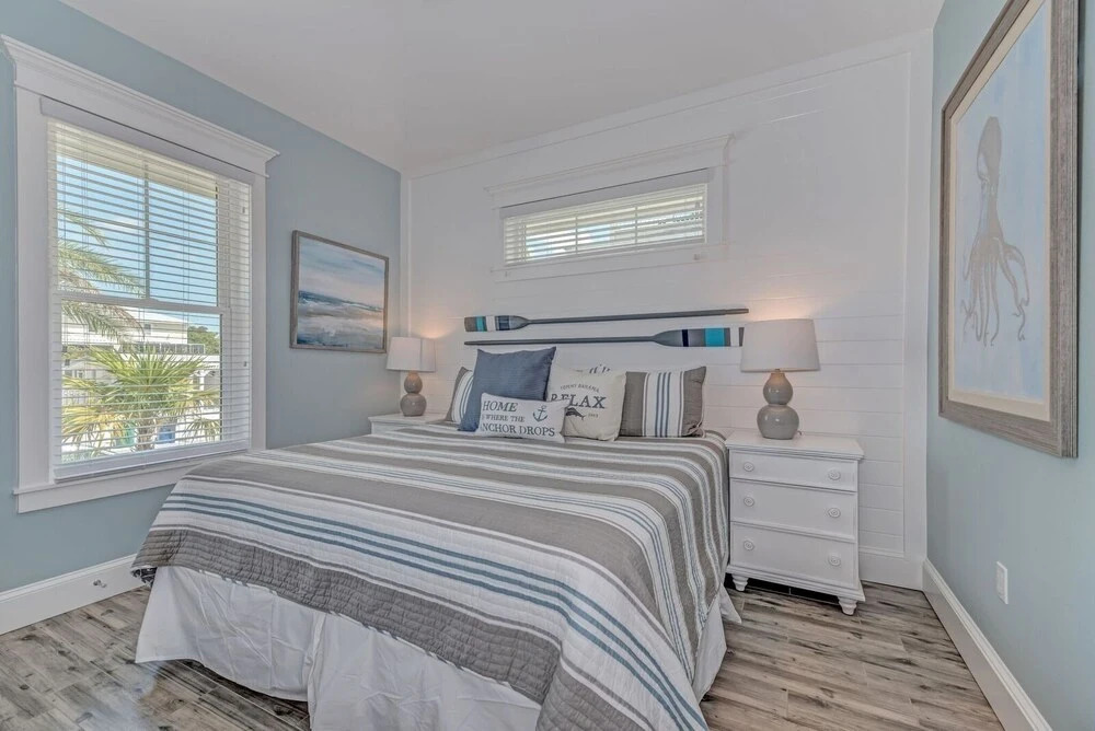 307 65th Street managed by Beach Retreats