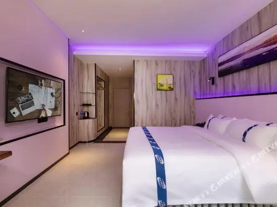 0769 Business Hotel