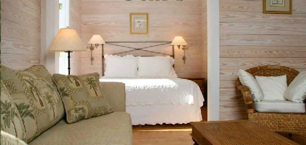 Island City House