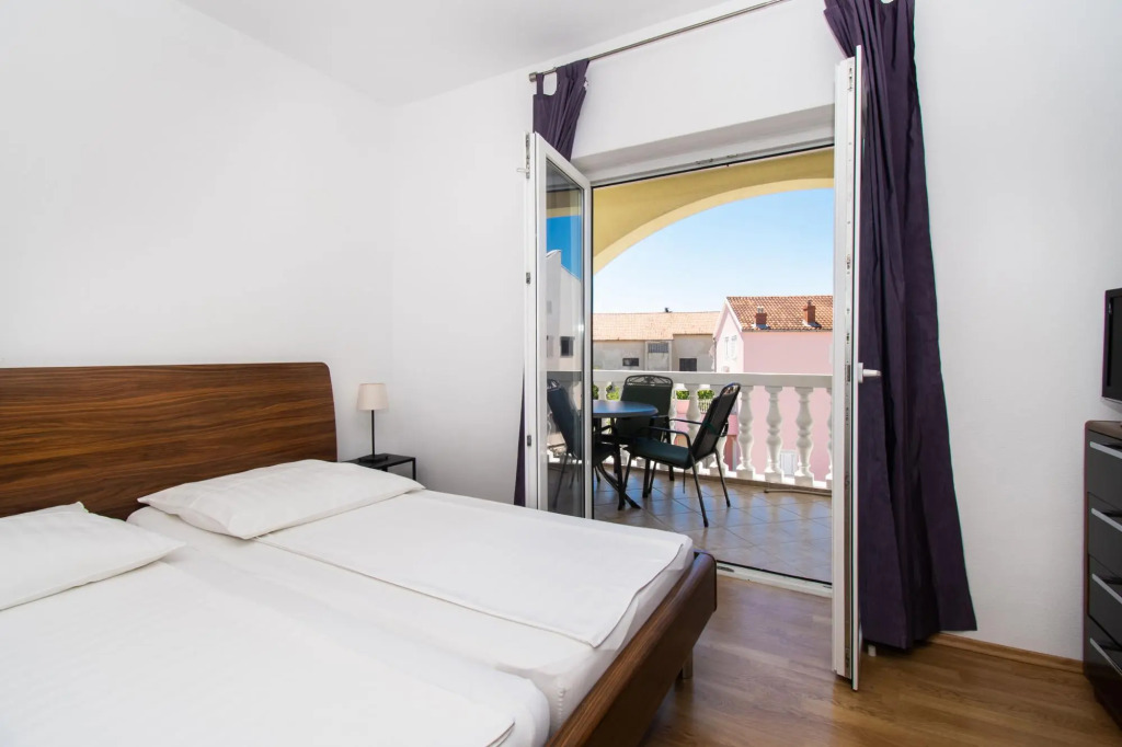 Apartments Kendes