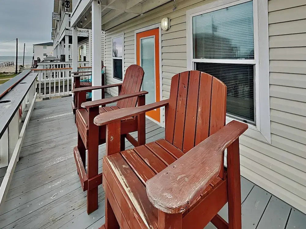 Twin Palms at Surfside by Ryson Vacation Rentals