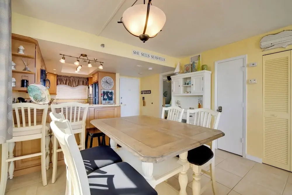 Waterfront Hudson Condo w/ Amenity Access!