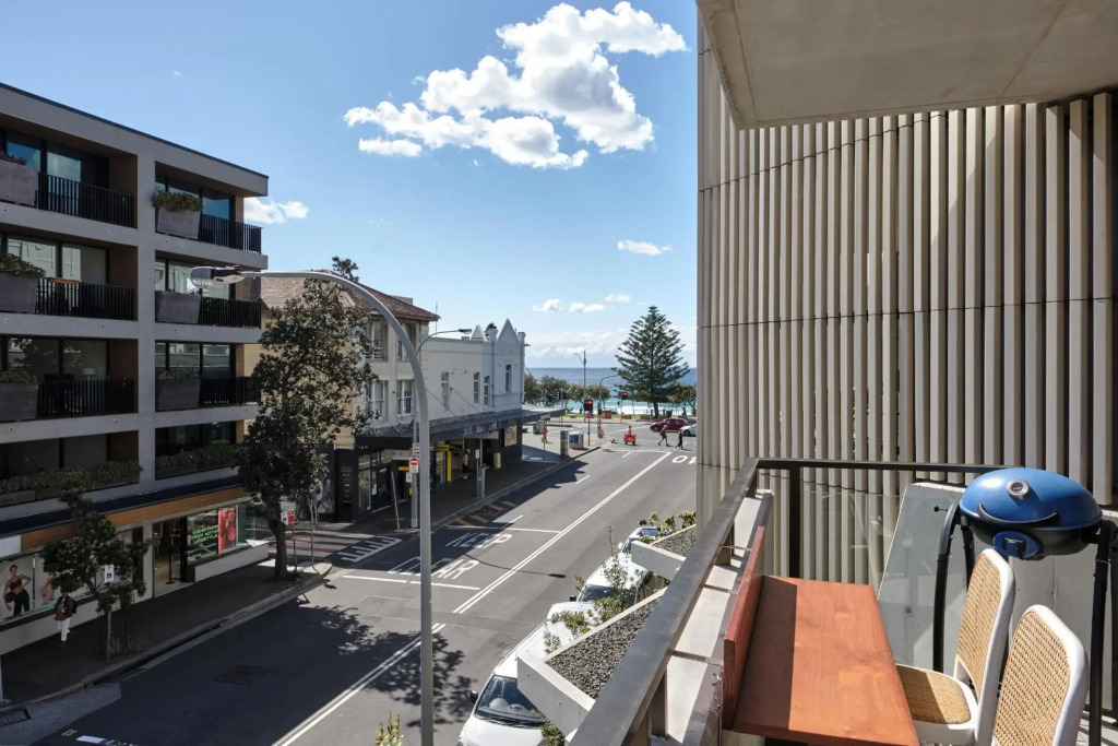 Premium Bondi Beach 2 Bedroom with Beach view and parking