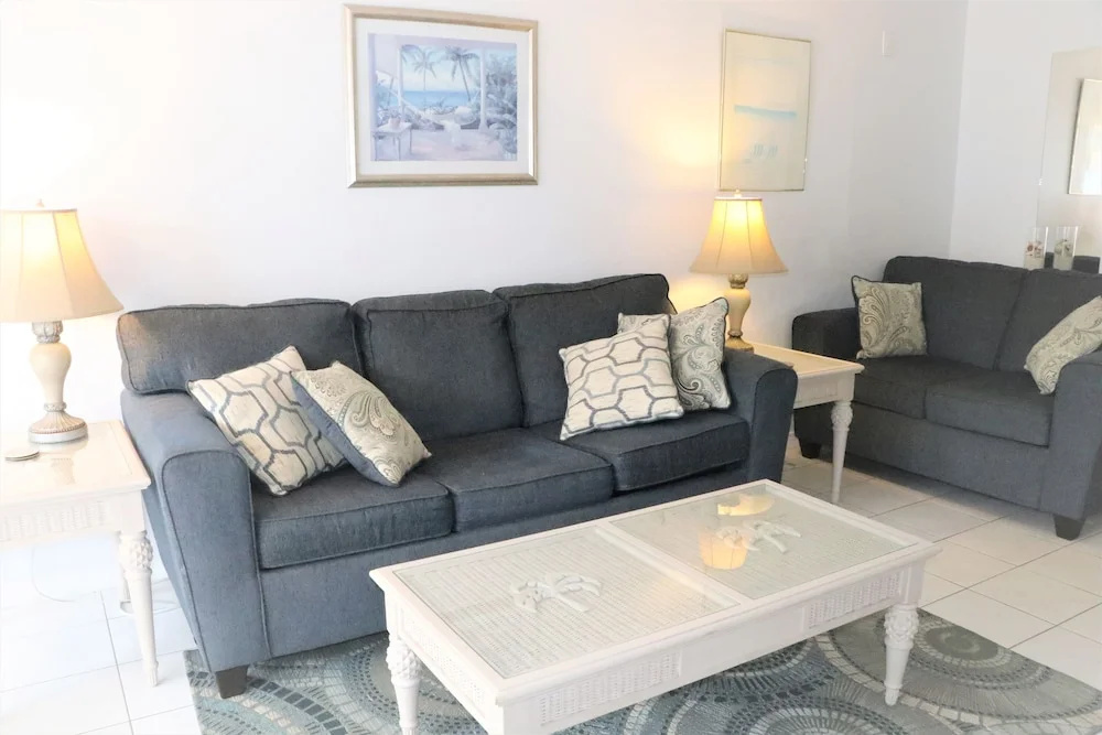 Siesta Beach House #304 2 Bedrooms 2 Bathrooms Townhouse