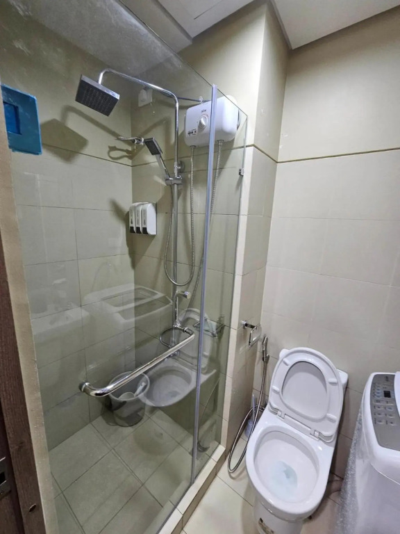 Mel and Rose Place in S Residences Tower 1 Mall of Asia Area