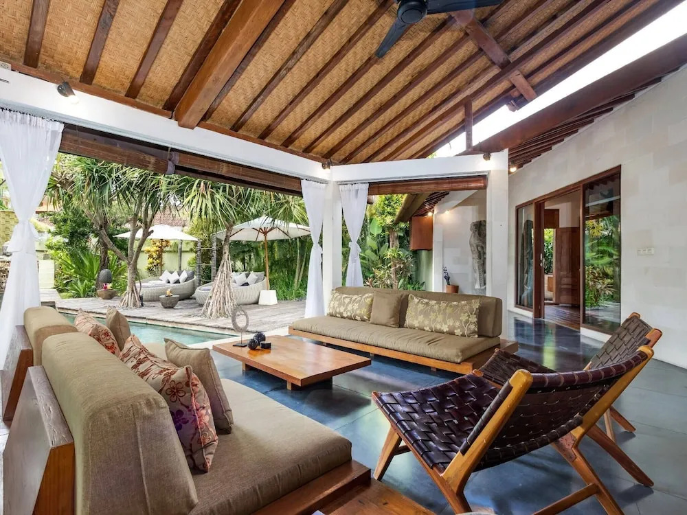 Luxury Balinese 3-bedroom Villa in Seminyak - A Popular Choice!