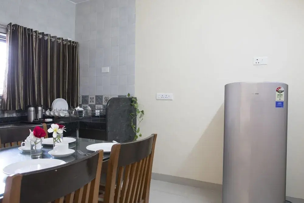 Saburi Service Apartments