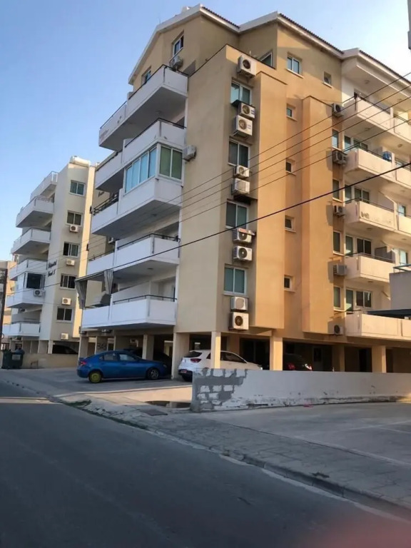 Chloris 3- Bedroom Apartment in Larnaca