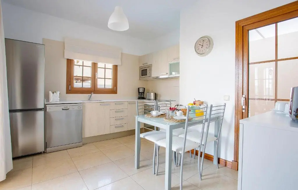 Villa Caletas Teguise - A Wonderful 3 Bedroom Villa - Perfect For Families