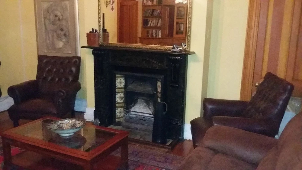 44 Memorial Manor