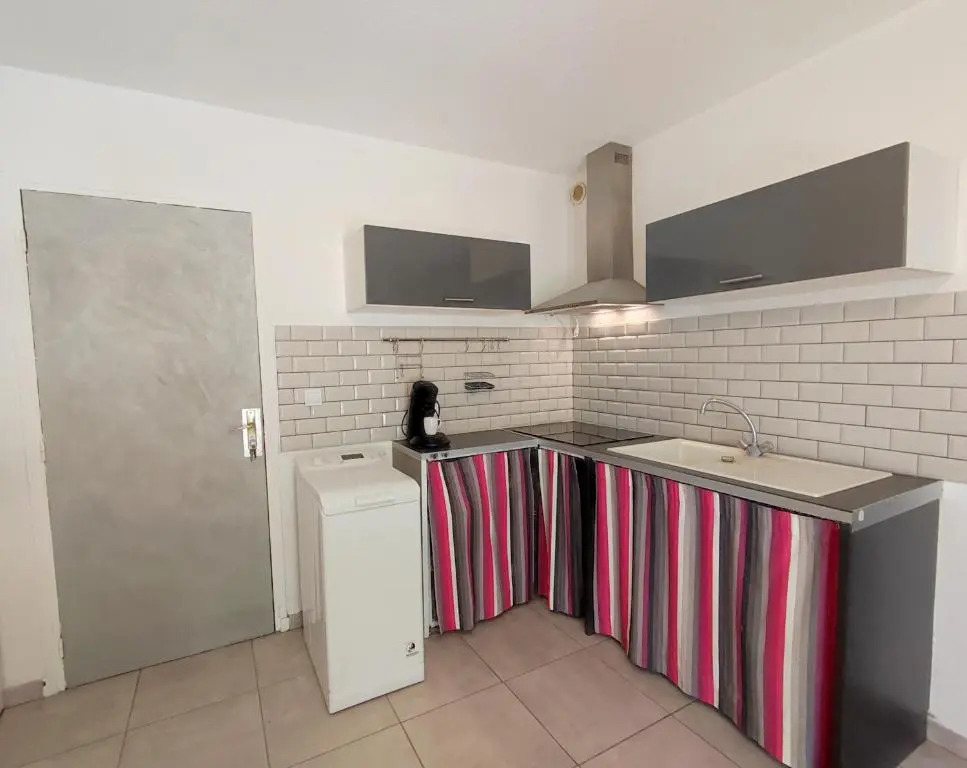 Appartement calme avec jardin privatif - 3 -