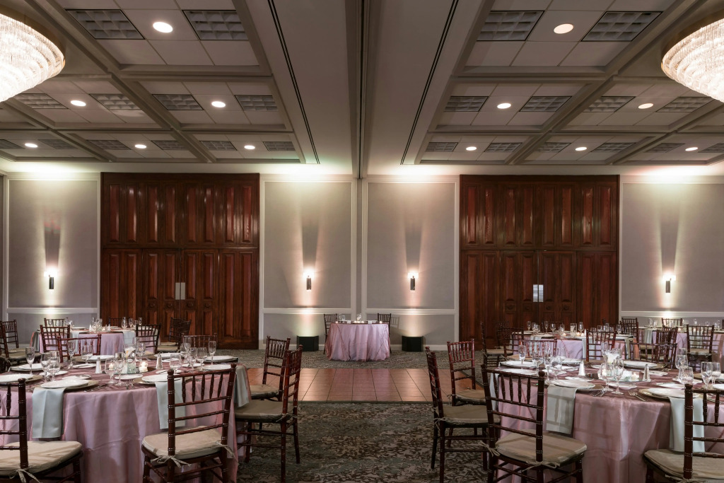 DoubleTree by Hilton Philadelphia Airport