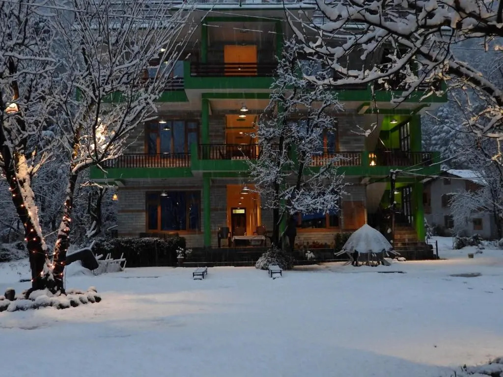 The Royal Orchard Kasol Riverside