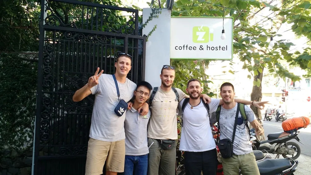 Zi Coffee & Hostel