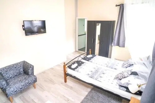Studio Krajiška ul.