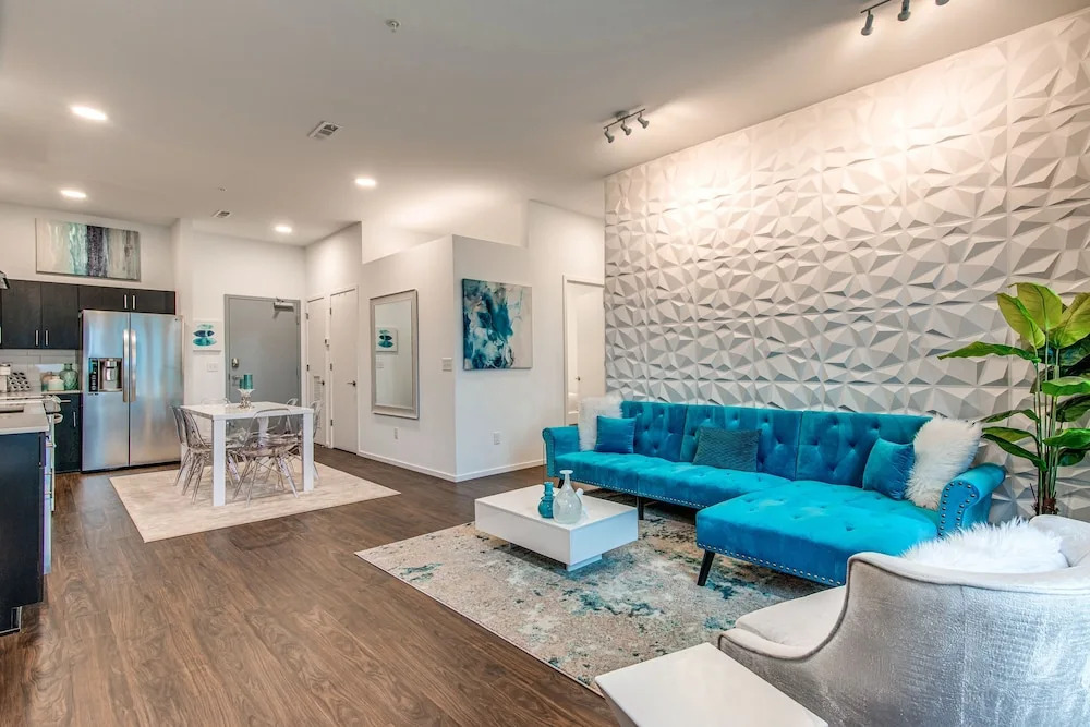 Illume Ultramodern Community Poolside Patio 1 Bedroom Condo