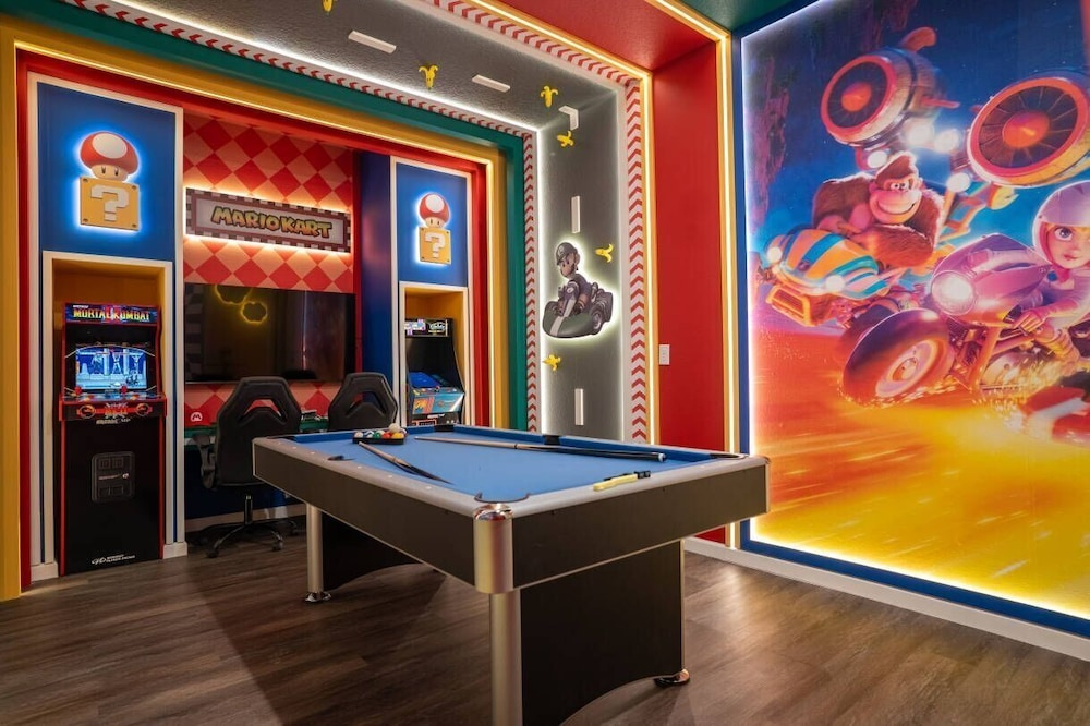8BR Home w/ Theater & Pool Solara Resort