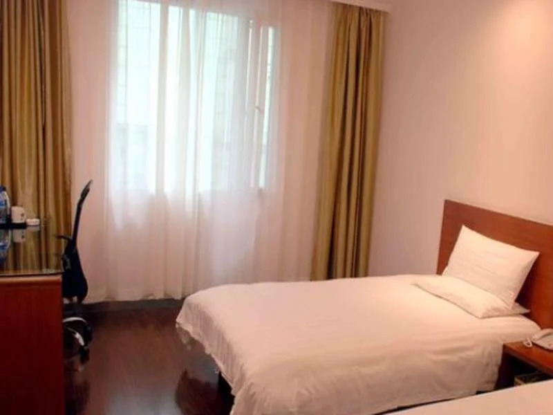 HanTing Hotel (Shenyang Zhongjie Municipal Square)
