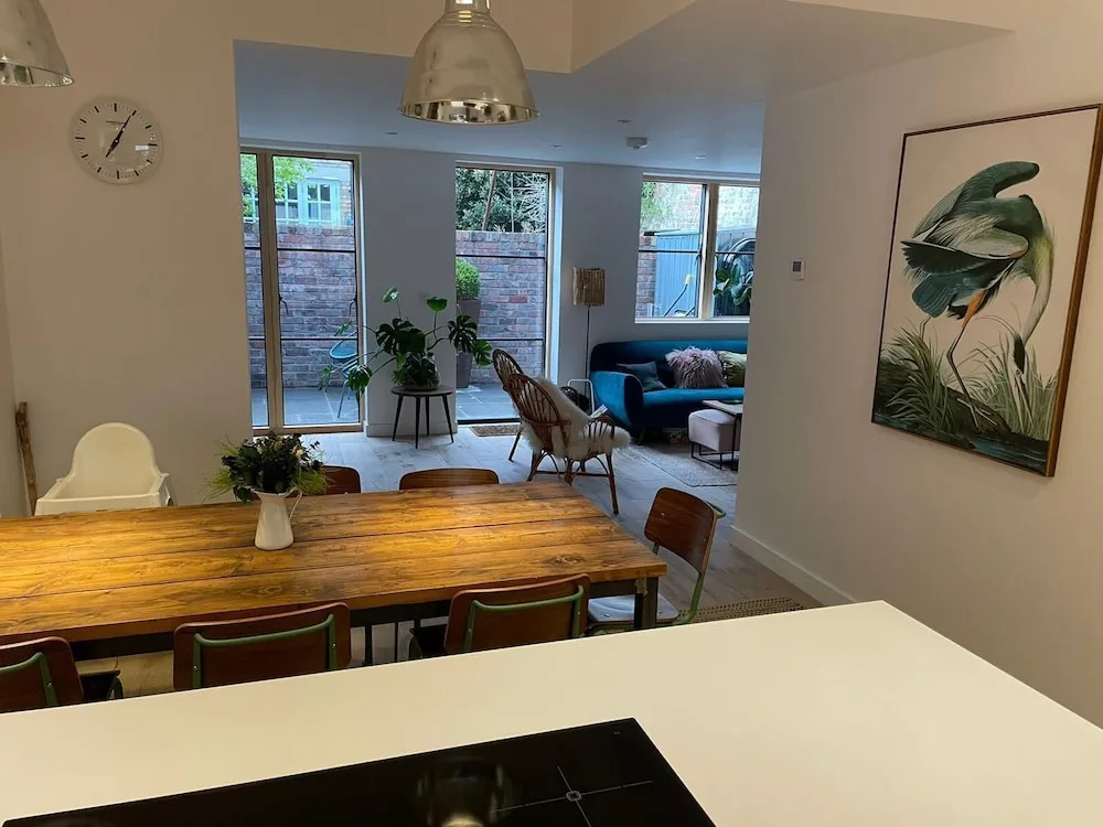 Ideal Bristol Getaway - 3 bed Harbourside Home