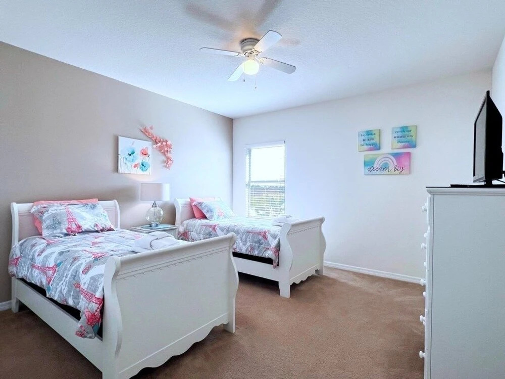 Cozy Family Friendly Pool Home With Game Room-227y 5 Bedroom Home by RedAwning