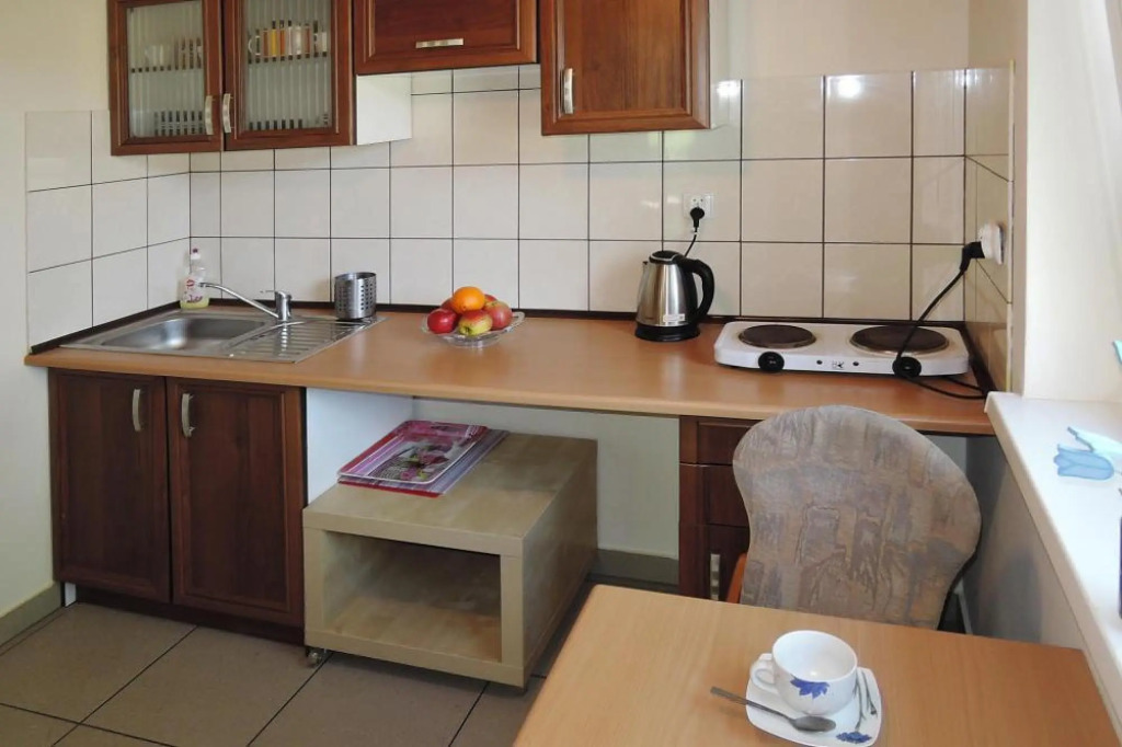 Holiday House in Szczecin at the lake with parking space for 4 persons