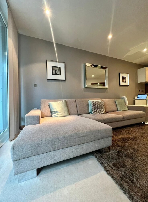Londwell - Luxury Chelsea Apartment With Balcony
