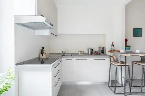 Holiday Solutions - Private Homes for rent