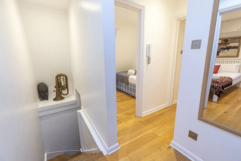 Elegant 4br House in Kensington