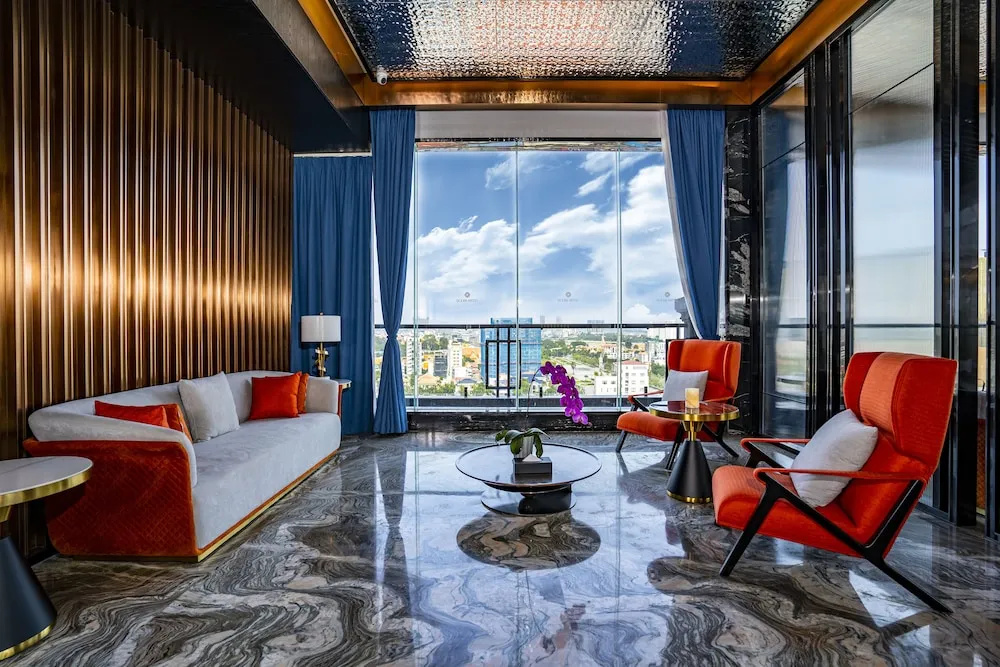 OCEAN HOTEL