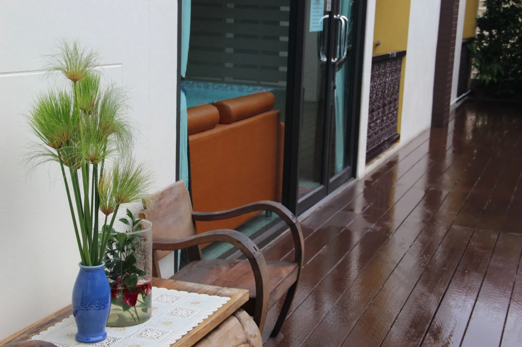 Monmuang Hotel and Residence
